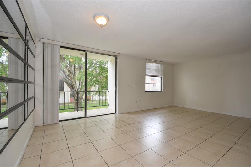 Image 9 of 36 For 1790 55th Ave  202
