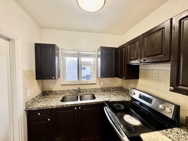 Image 7 of 8 For 5819 17th Pl  16