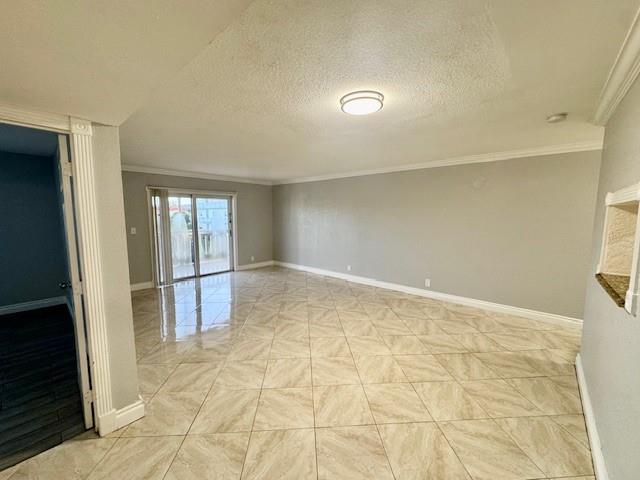Image 13 of 32 For 5881 16th Pl  227