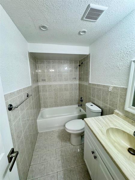 Image 16 of 32 For 5881 16th Pl  227