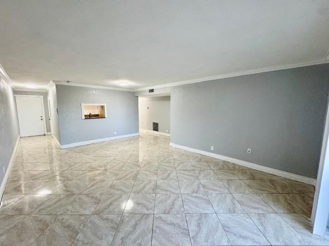 Image 8 of 32 For 5881 16th Pl  227