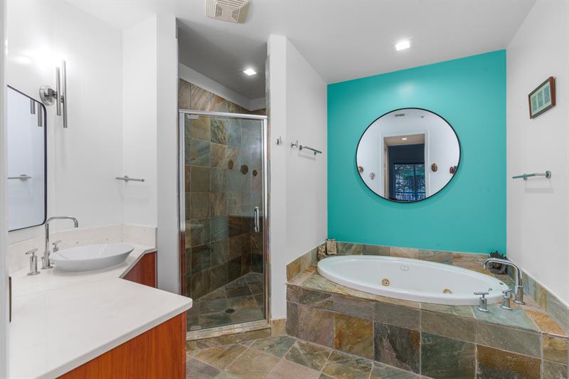 Image 39 of 65 For 2633 14th Ave  103