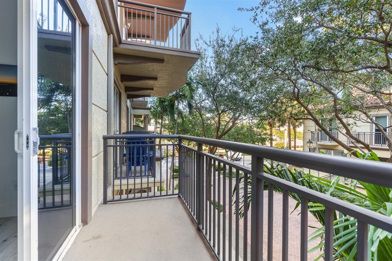 Image 49 of 65 For 2633 14th Ave  103