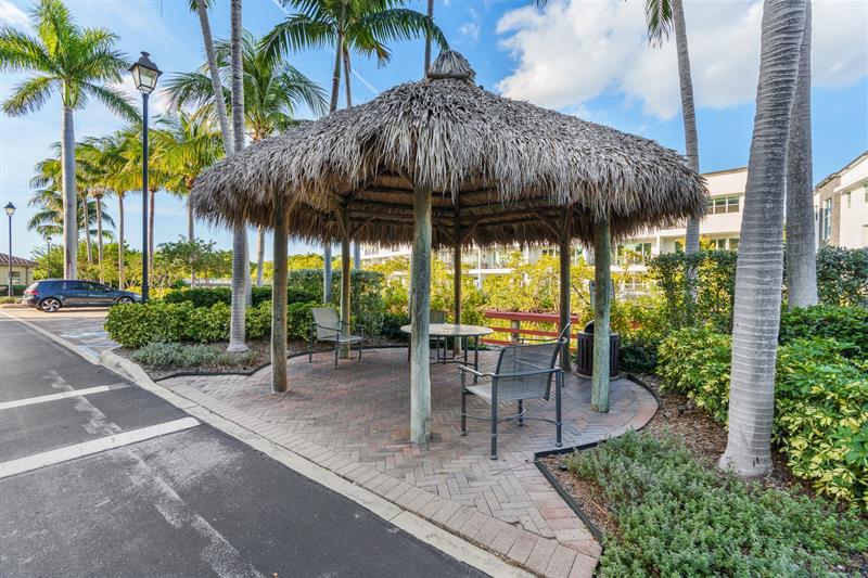 Image 62 of 65 For 2633 14th Ave  103