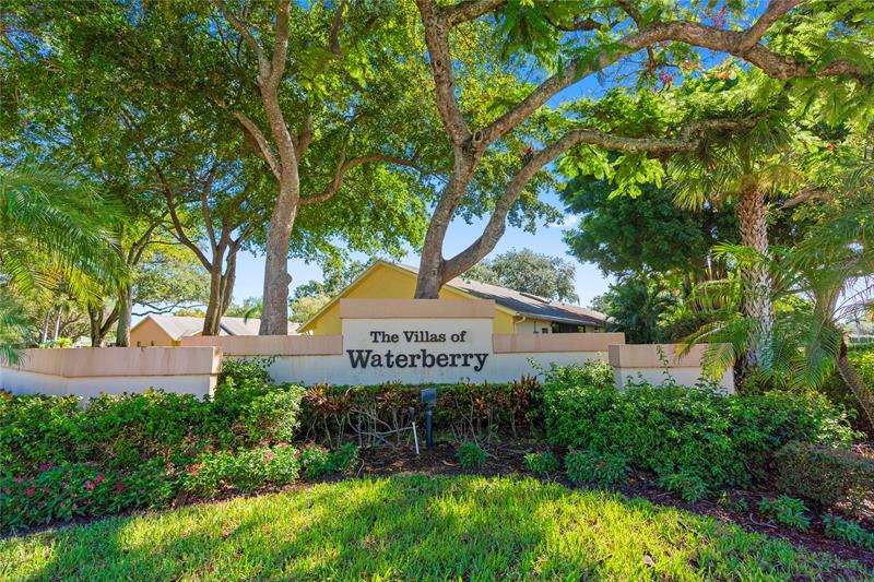 Image 24 of 25 For 10800 Waterberry Dr  10800