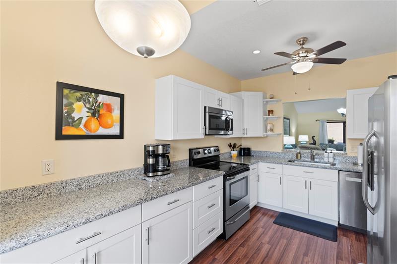 Image 4 of 25 For 10800 Waterberry Dr  10800
