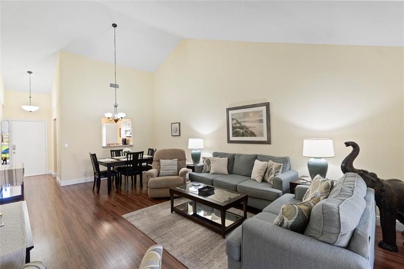 Image 6 of 25 For 10800 Waterberry Dr  10800