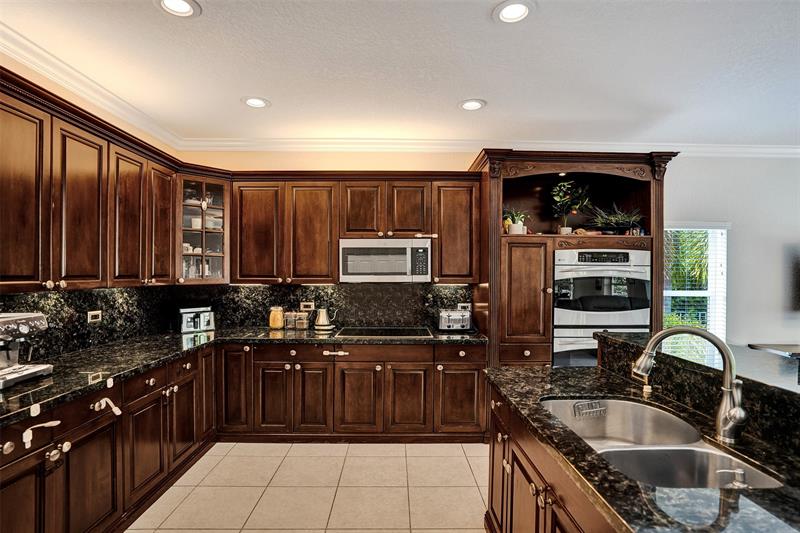 Image 4 of 53 For 4702 120th Way