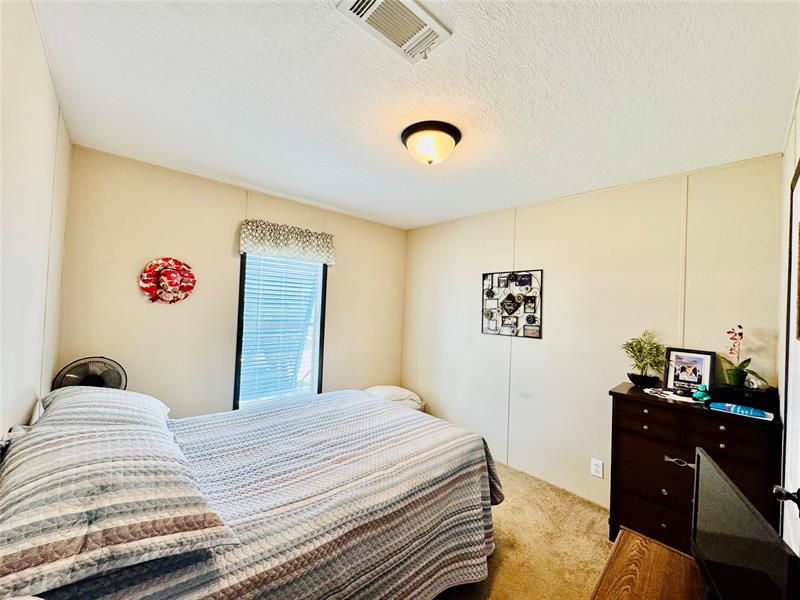 Image 20 of 33 For 4350 10th Ave