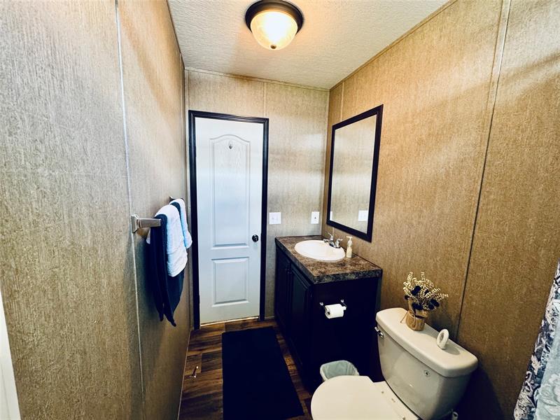 Image 22 of 33 For 4350 10th Ave