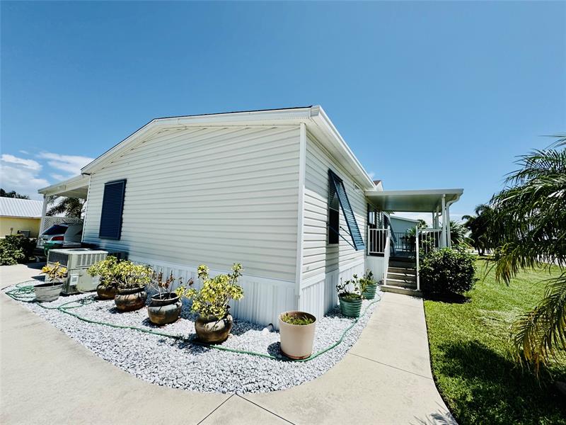 Image 27 of 33 For 4350 10th Ave