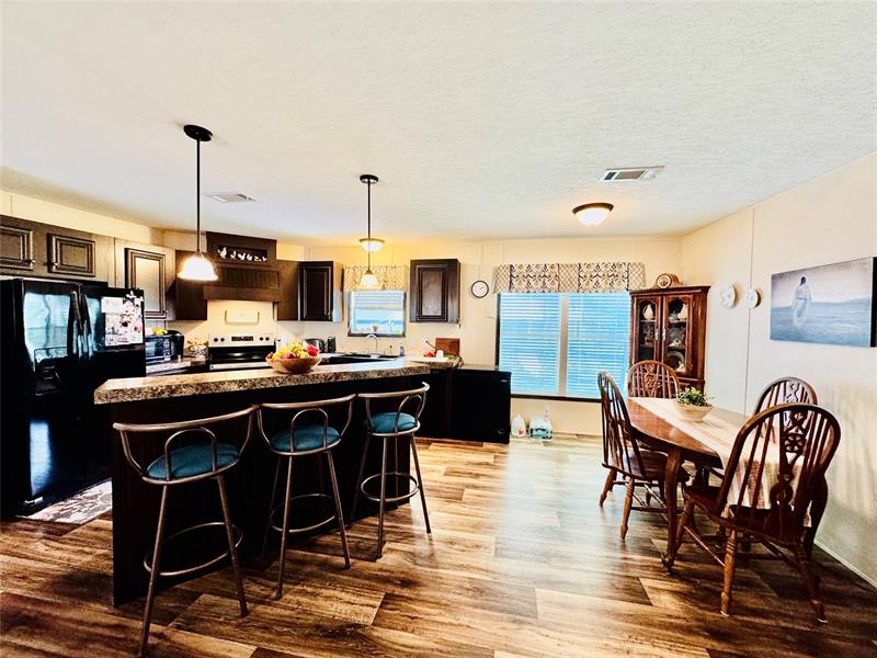 Image 7 of 33 For 4350 10th Ave