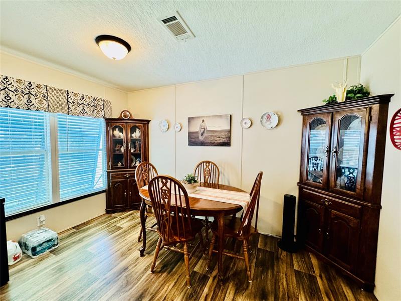 Image 8 of 33 For 4350 10th Ave