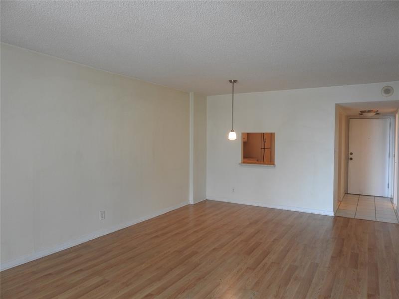 Image 7 of 26 For 1800 Andrews Ave  3i