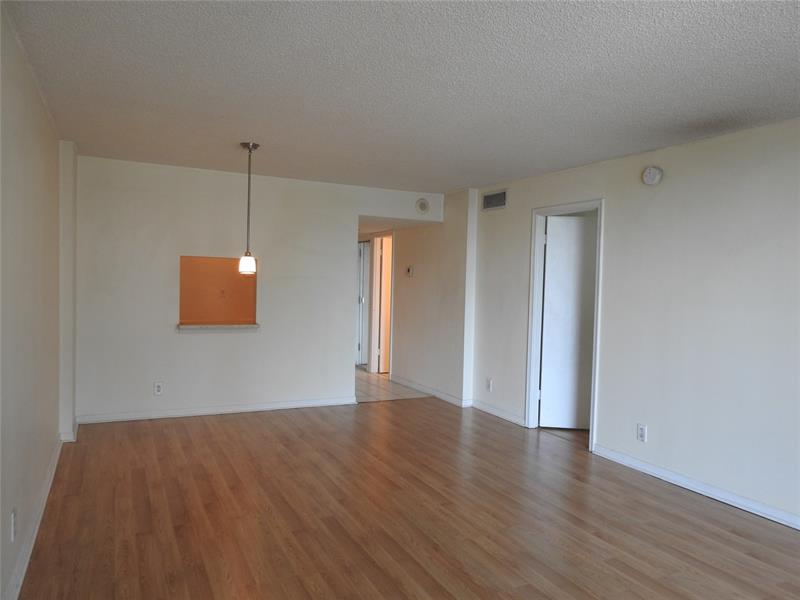 Image 8 of 26 For 1800 Andrews Ave  3i