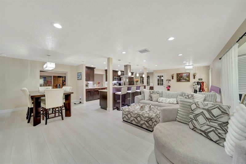 Image 19 of 56 For 6755 Curry Cir