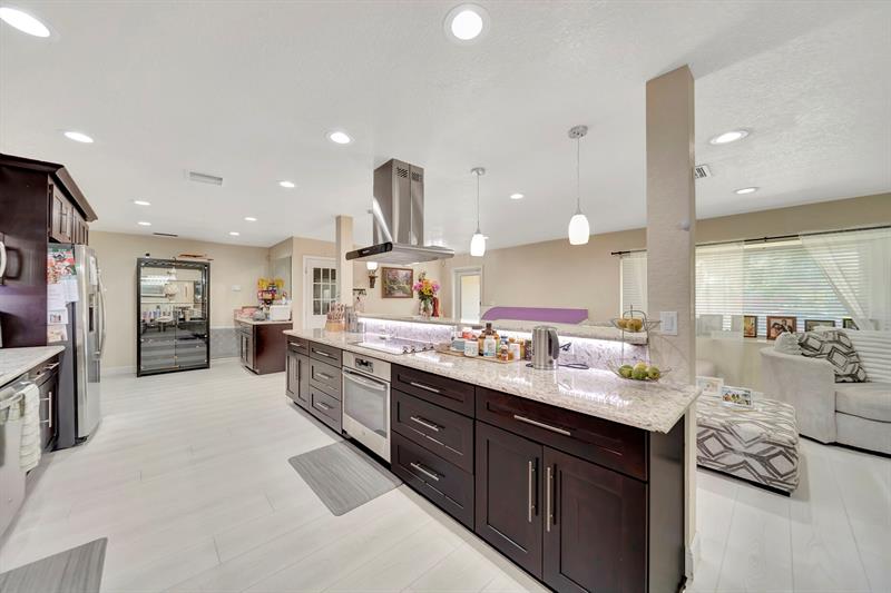 Image 22 of 56 For 6755 Curry Cir