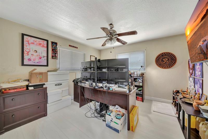 Image 25 of 56 For 6755 Curry Cir