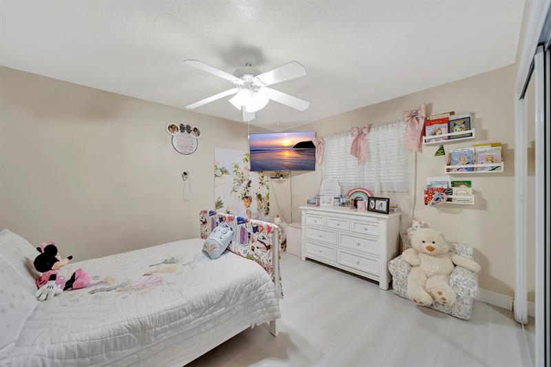 Image 27 of 56 For 6755 Curry Cir