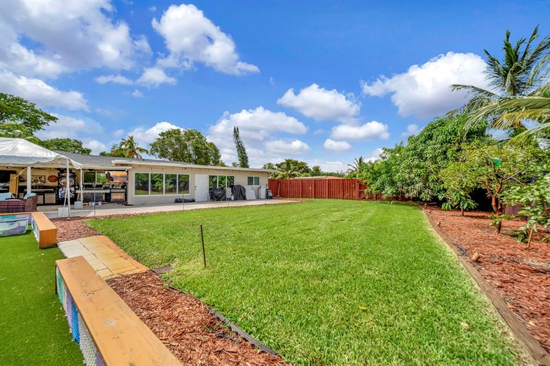 Image 34 of 56 For 6755 Curry Cir