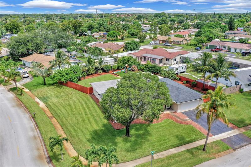 Image 6 of 56 For 6755 Curry Cir
