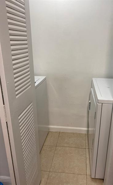 Image 10 of 21 For 1251 46th Ave  1505
