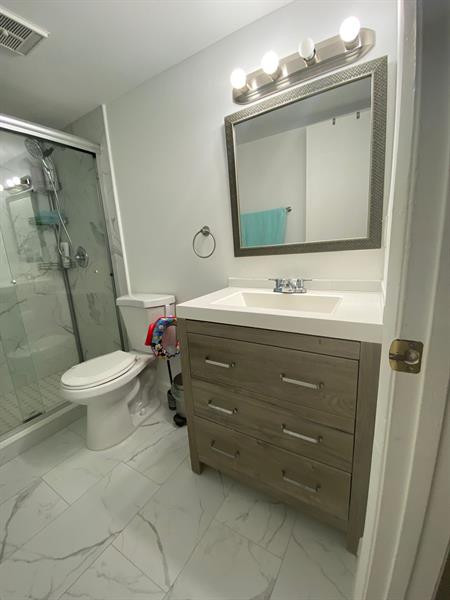 Image 14 of 21 For 1251 46th Ave  1505