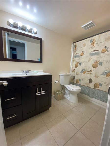 Image 16 of 21 For 1251 46th Ave  1505