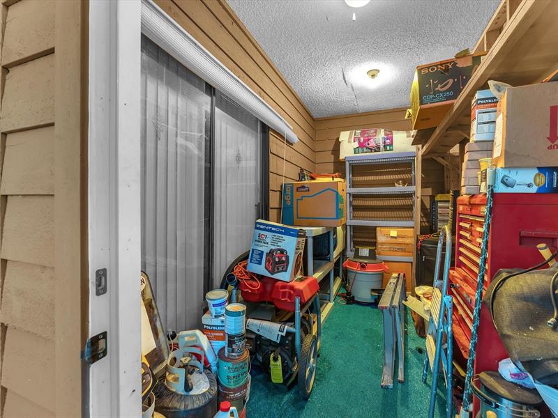 Image 33 of 35 For 6198 Laurel Ln  B