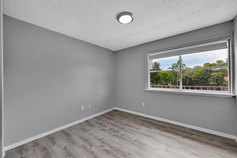 Image 44 of 52 For 1602 159th Ave