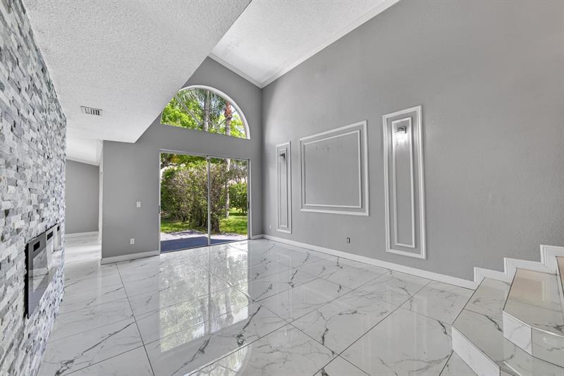 Image 9 of 52 For 1602 159th Ave