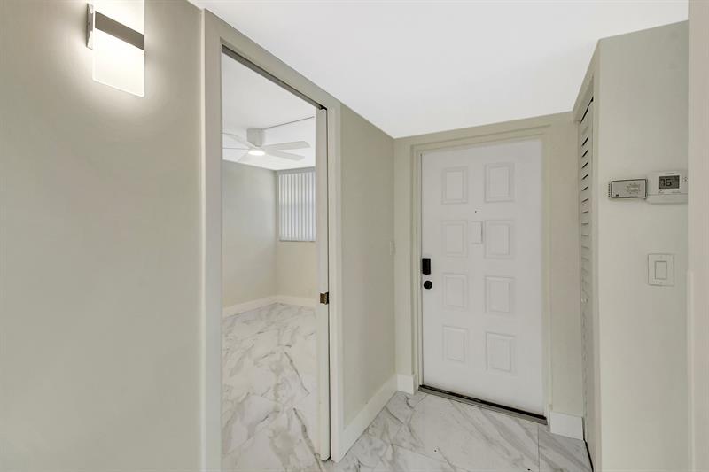 Image 26 of 37 For 9510 Seagrape Dr  201