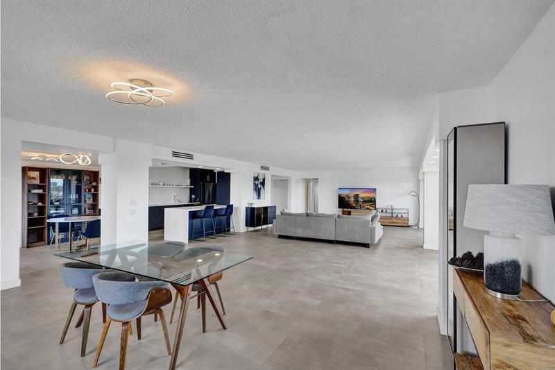 Image 27 of 72 For 1800 114th St  703