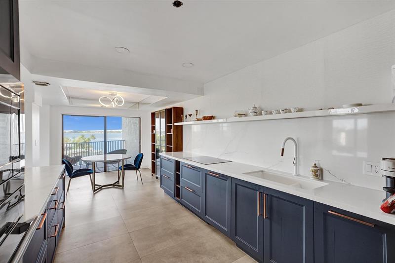 Image 37 of 72 For 1800 114th St  703
