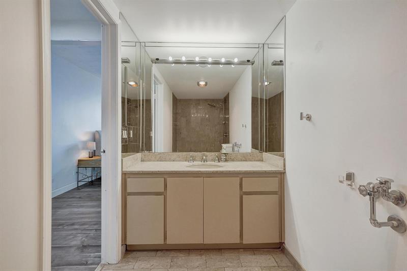 Image 56 of 72 For 1800 114th St  703