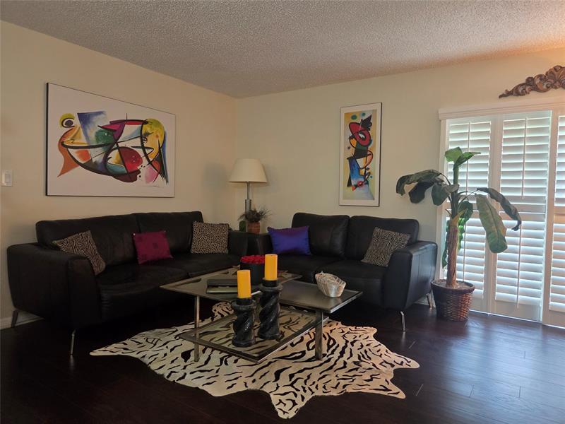 Image 14 of 23 For 9368 Belfort Cir  105