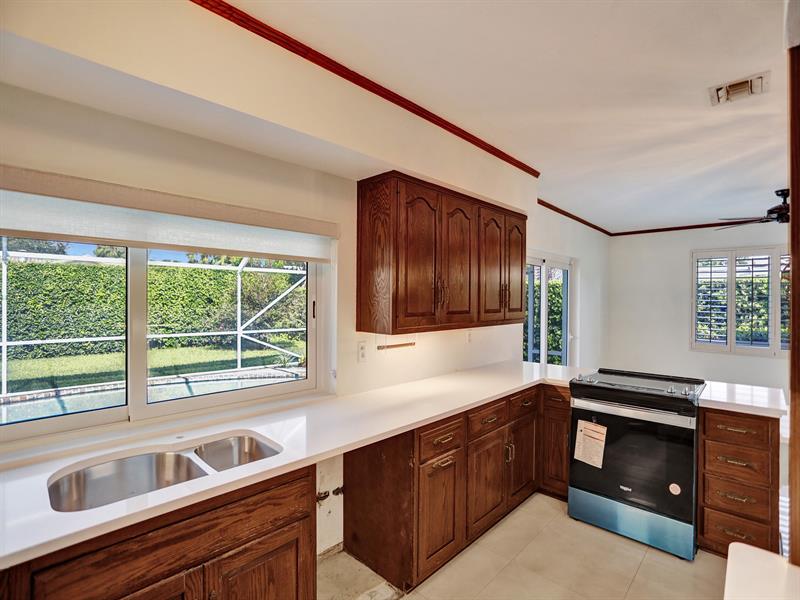 Image 16 of 44 For 4731 26th Ave