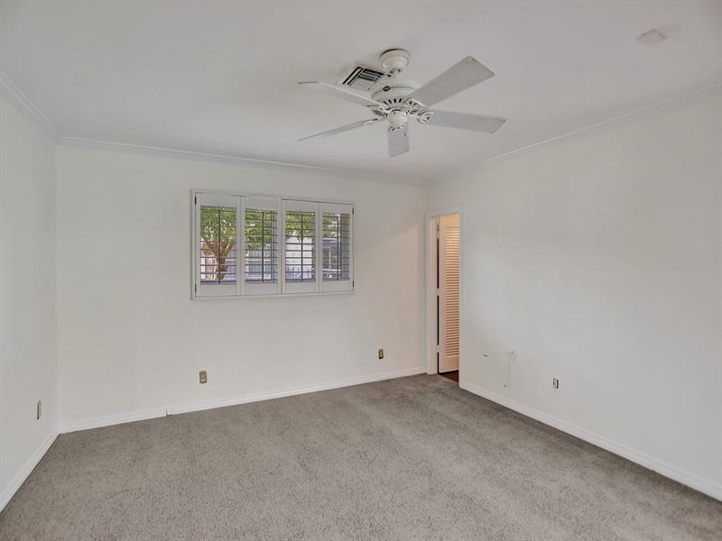 Image 23 of 44 For 4731 26th Ave