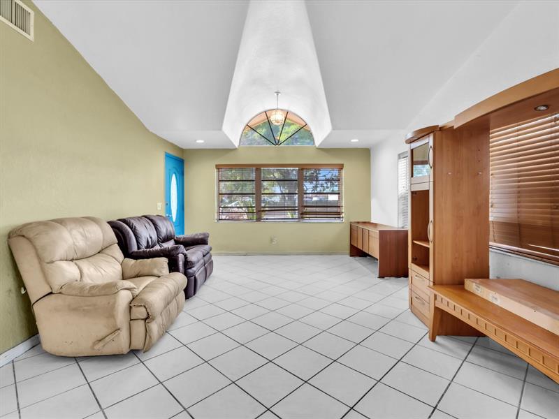 Image 11 of 53 For 2630 13th St