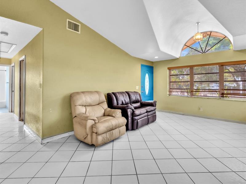 Image 12 of 53 For 2630 13th St