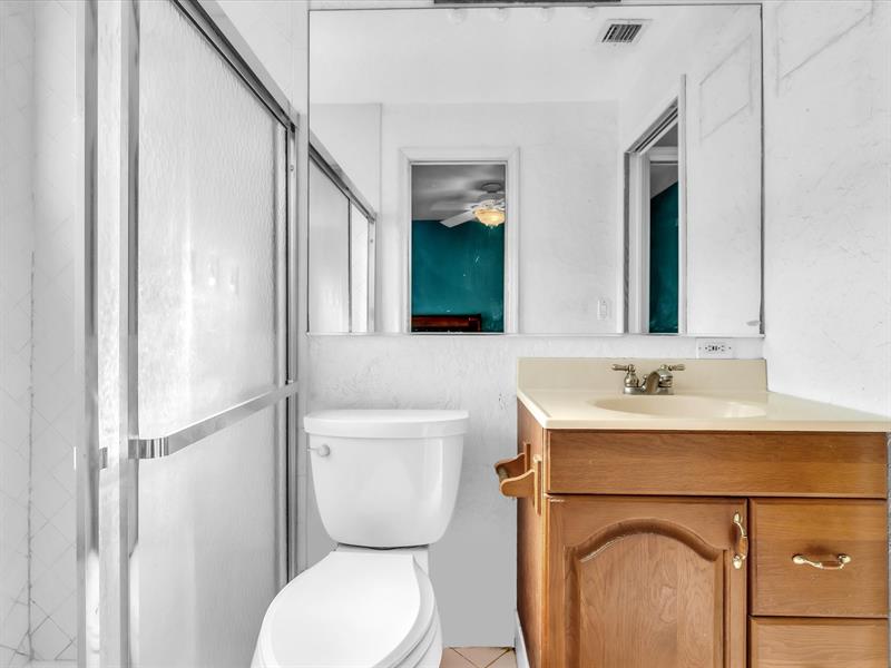 Image 22 of 53 For 2630 13th St