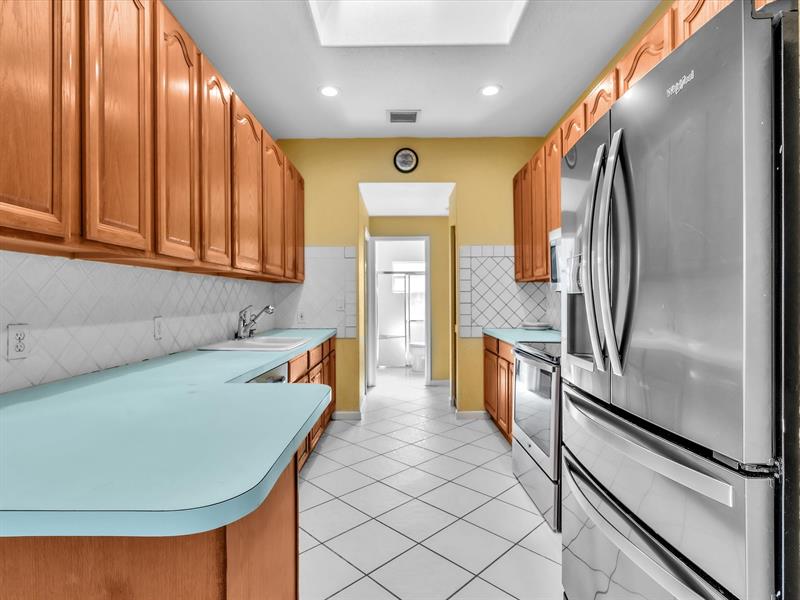 Image 25 of 53 For 2630 13th St
