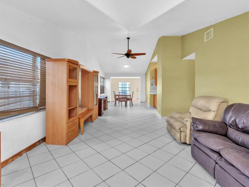 Image 8 of 53 For 2630 13th St