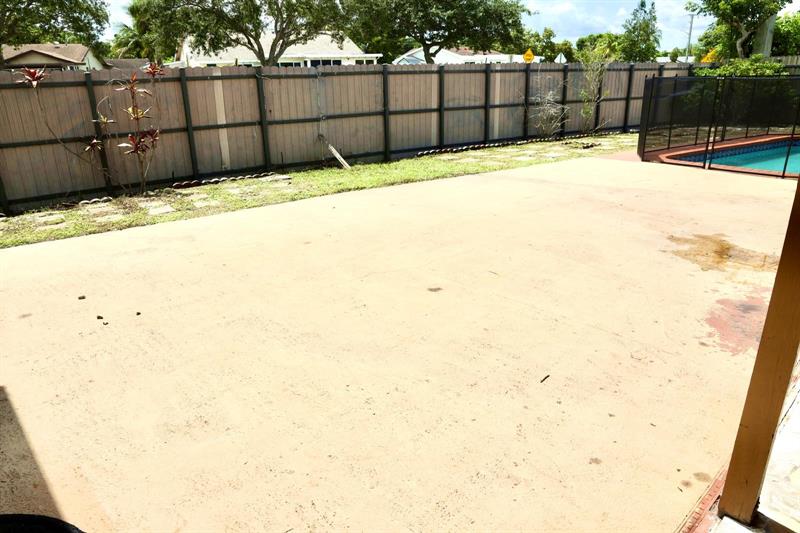 Image 16 of 16 For 2910 53rd Ter
