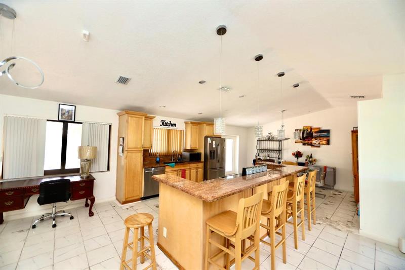 Image 7 of 16 For 2910 53rd Ter