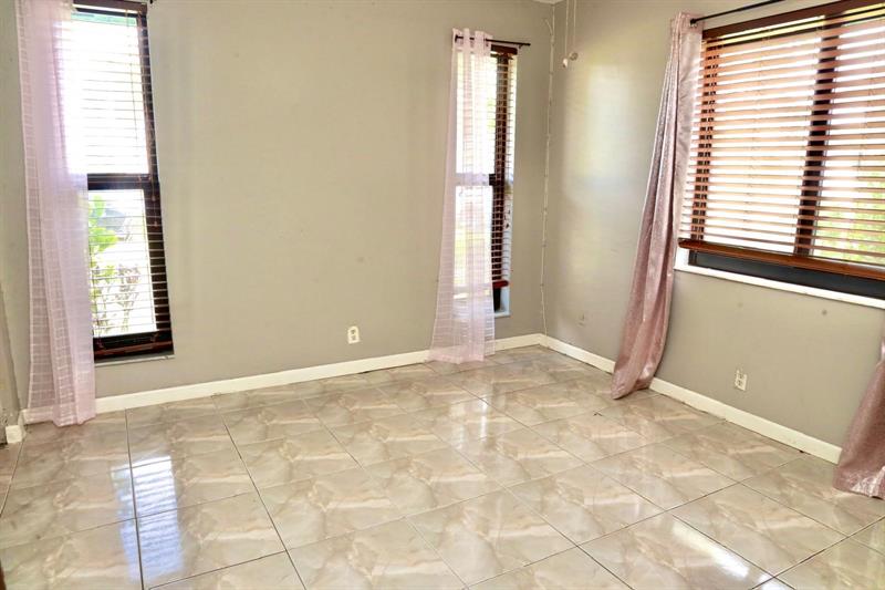 Image 9 of 16 For 2910 53rd Ter