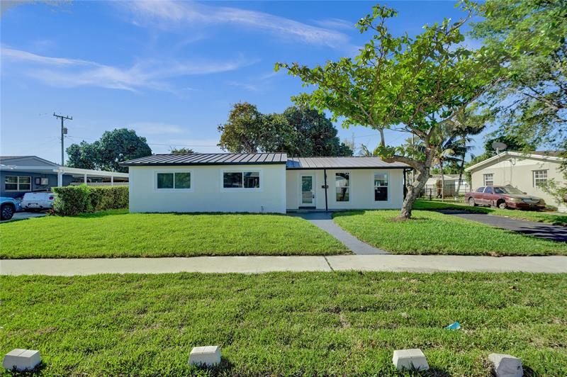 Image 12 of 42 For 1330 190th St