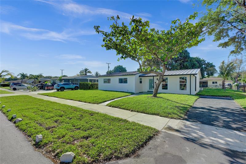 Image 31 of 42 For 1330 190th St