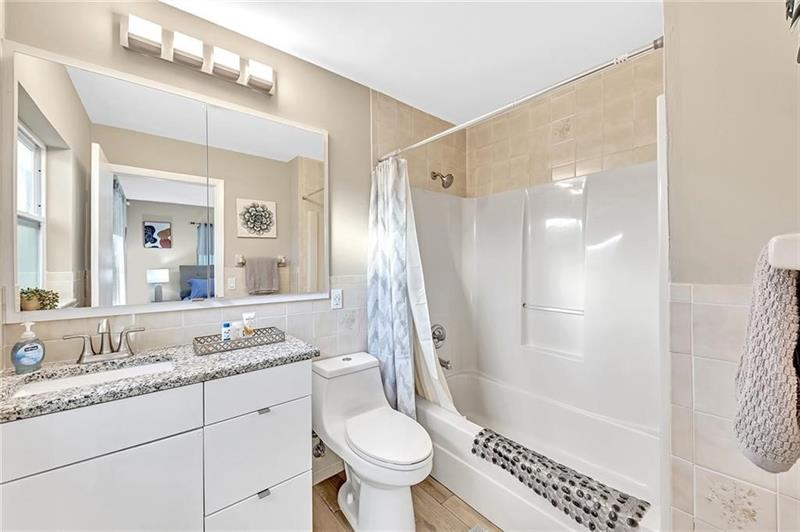 Image 15 of 18 For 60 45th Ct  