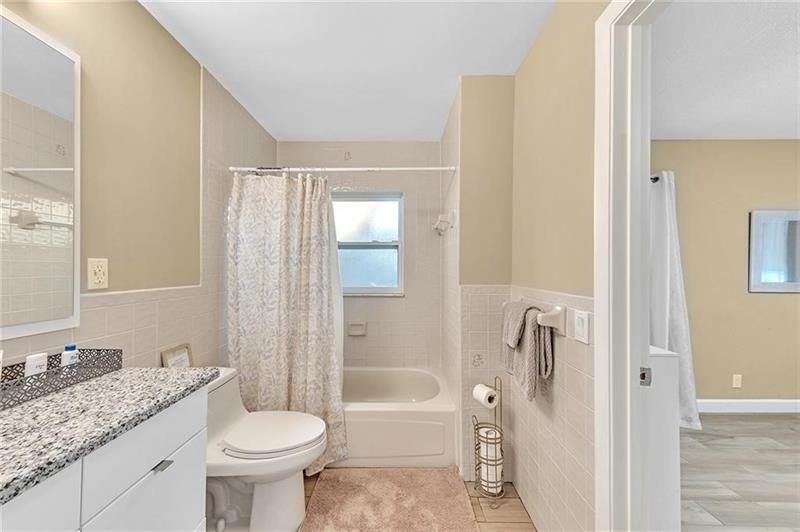 Image 17 of 18 For 60 45th Ct  